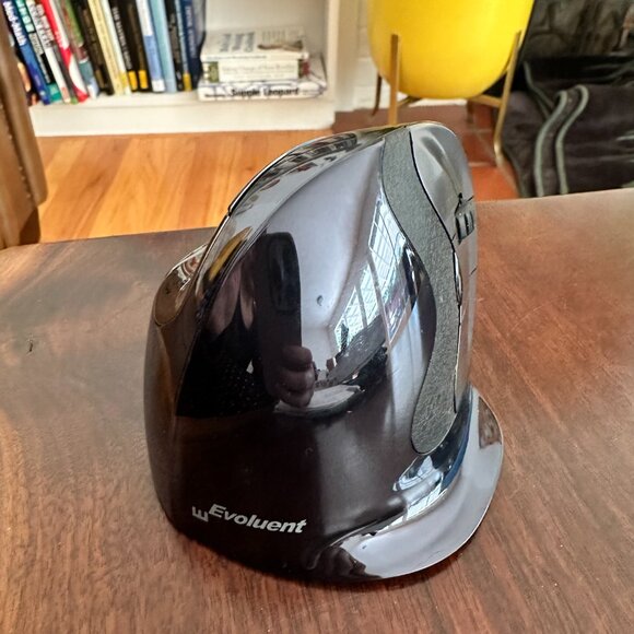 evoluent vertical mouse, ergonomic, wireless USB - Picture 2 of 3